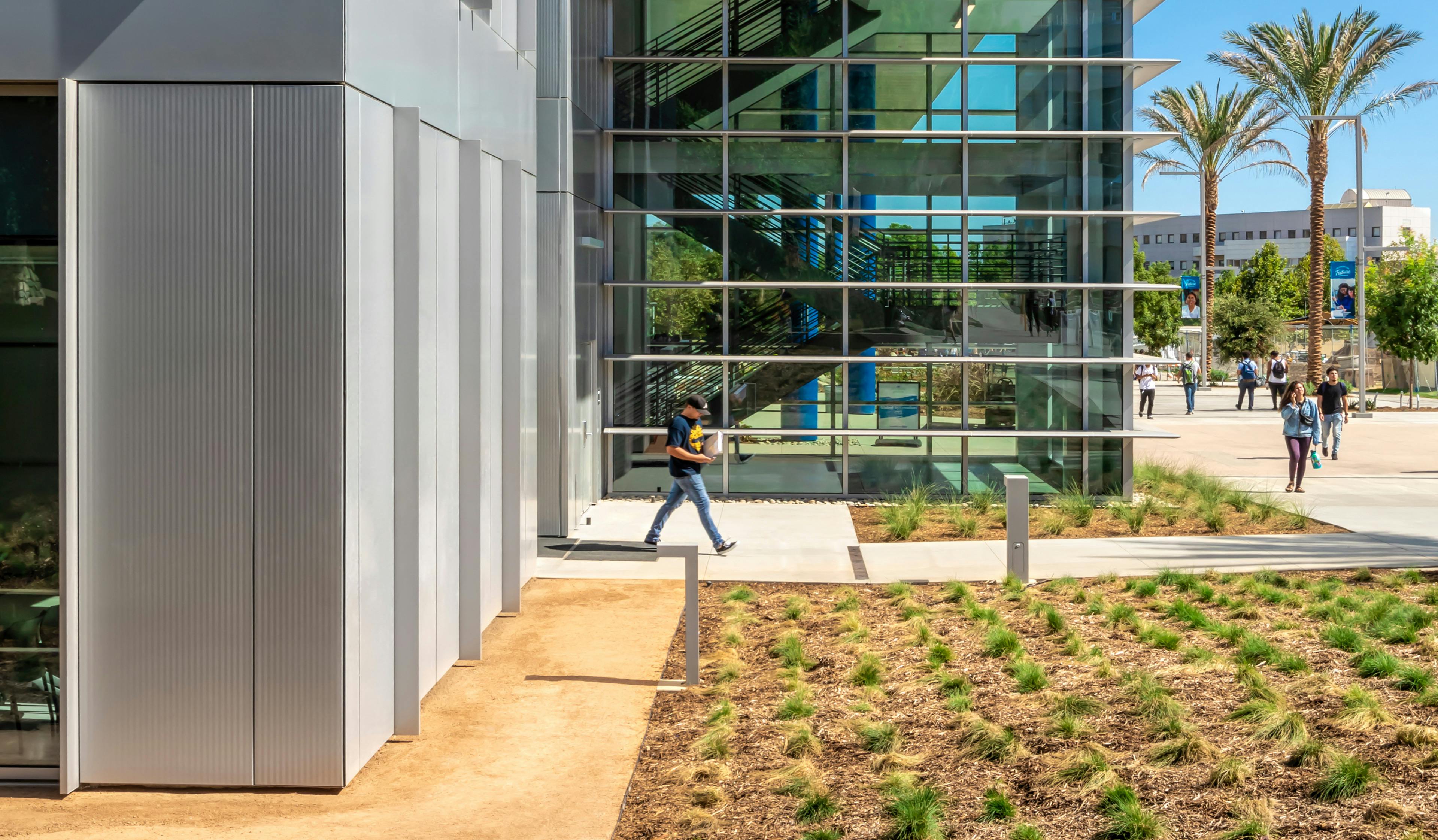 A LEED Platinum ‘Global Gallery’ for CSU San Bernardino - LPA