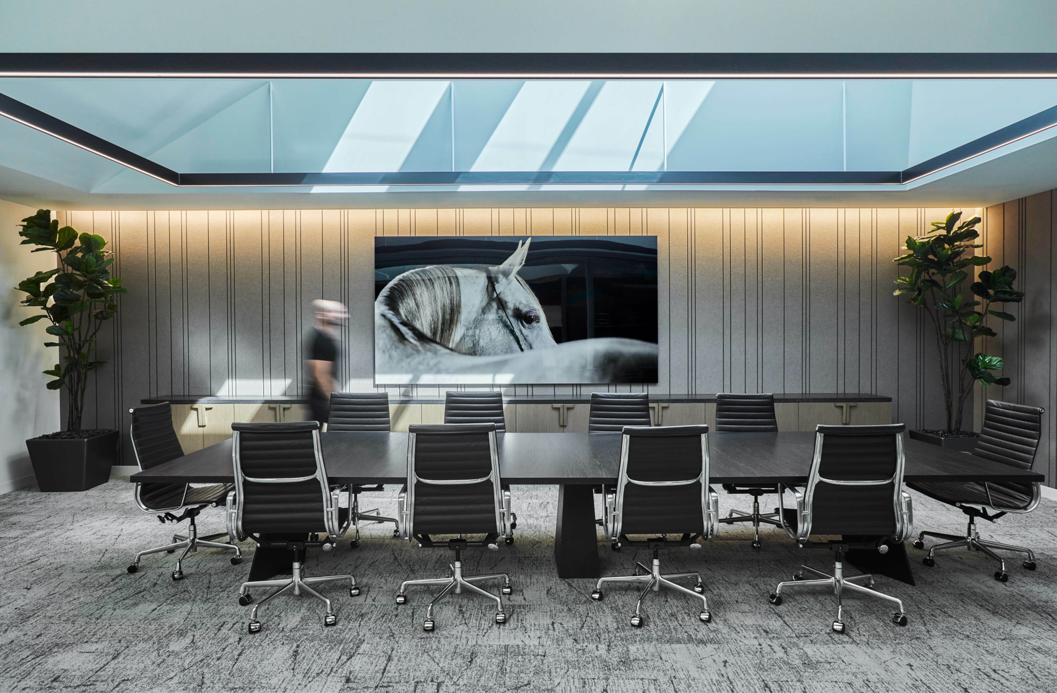 Feature Artists Touch Image8