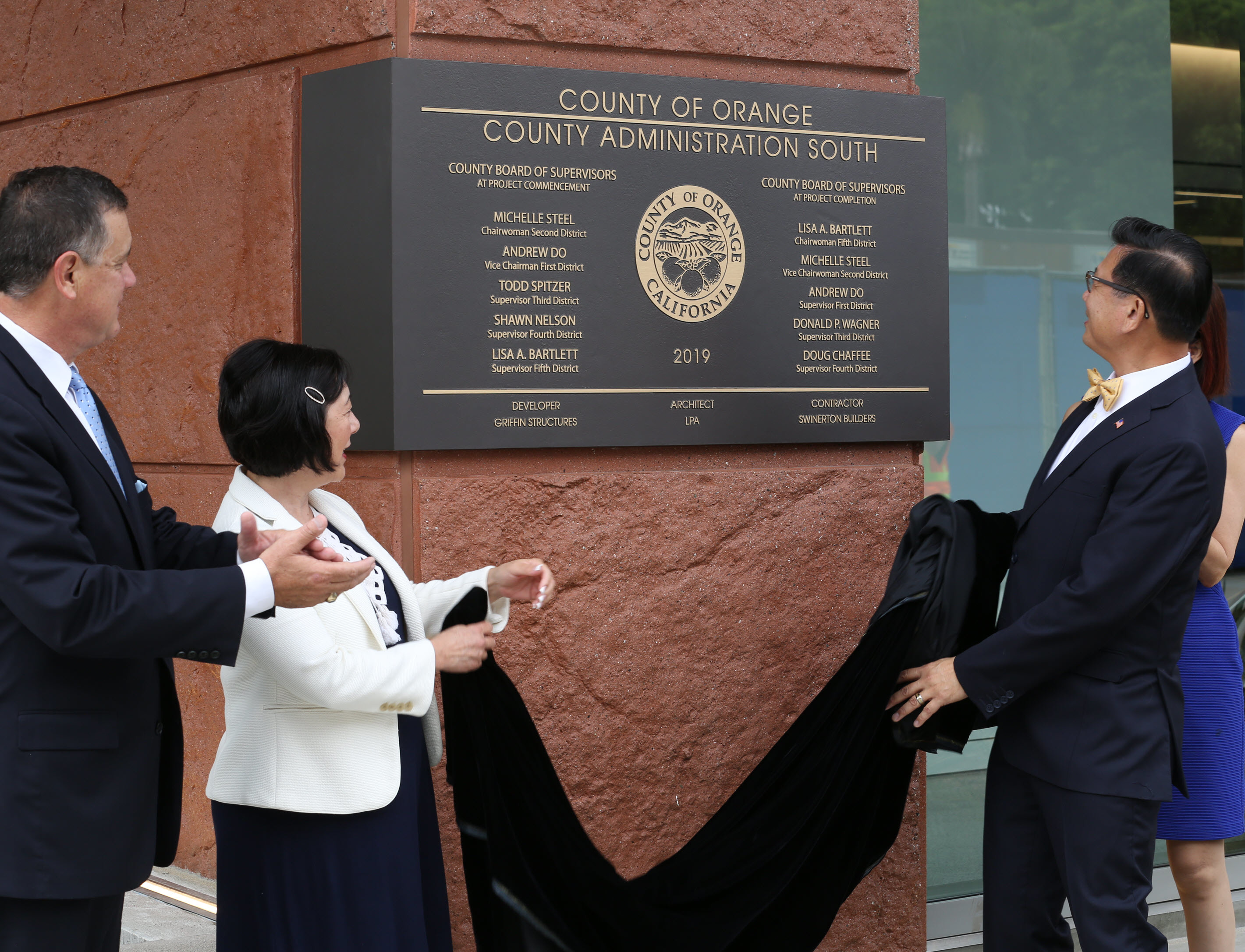 Building 16 Ribbon Cutting 2