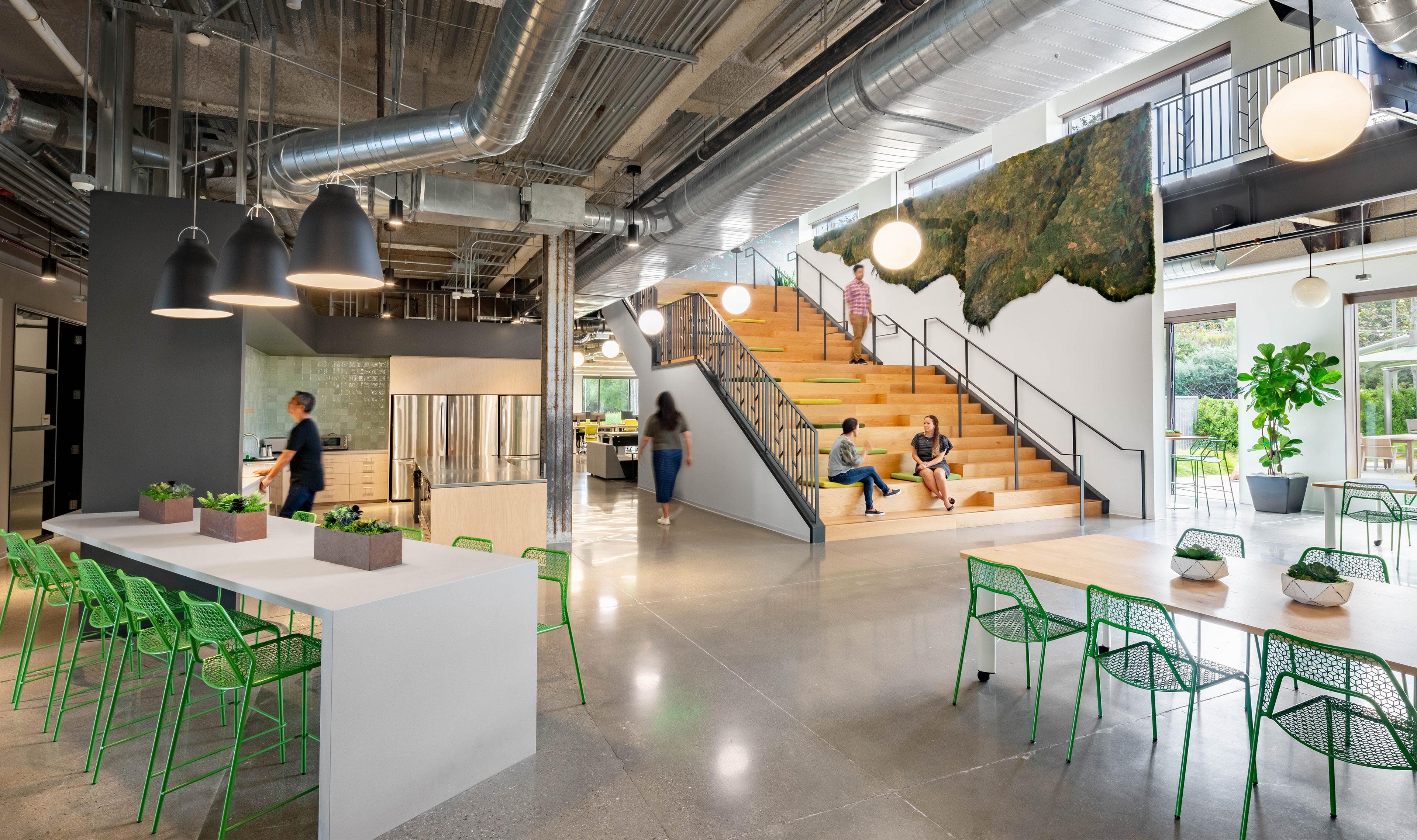 Common Edge 4