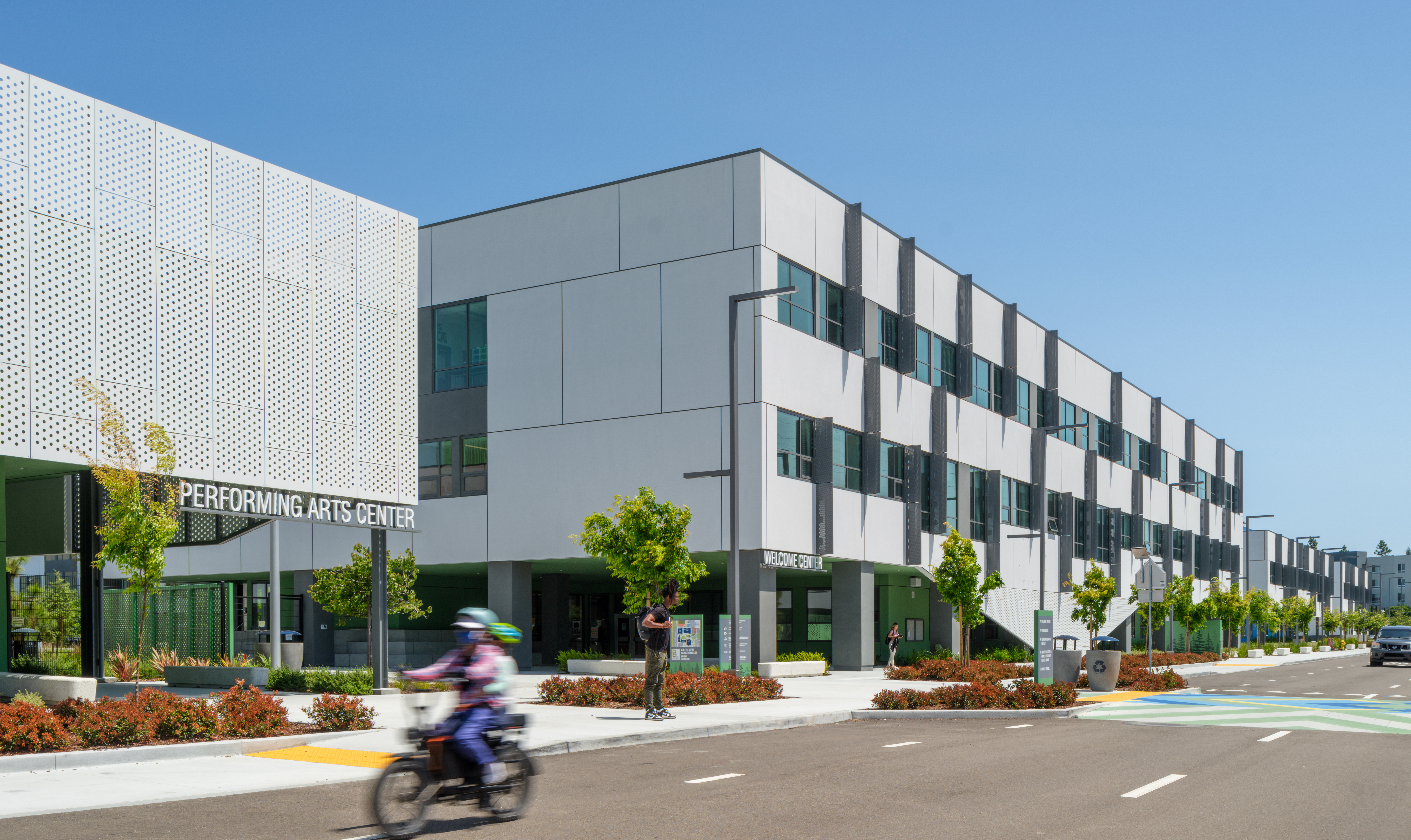 06 IMAGE Agnews High School