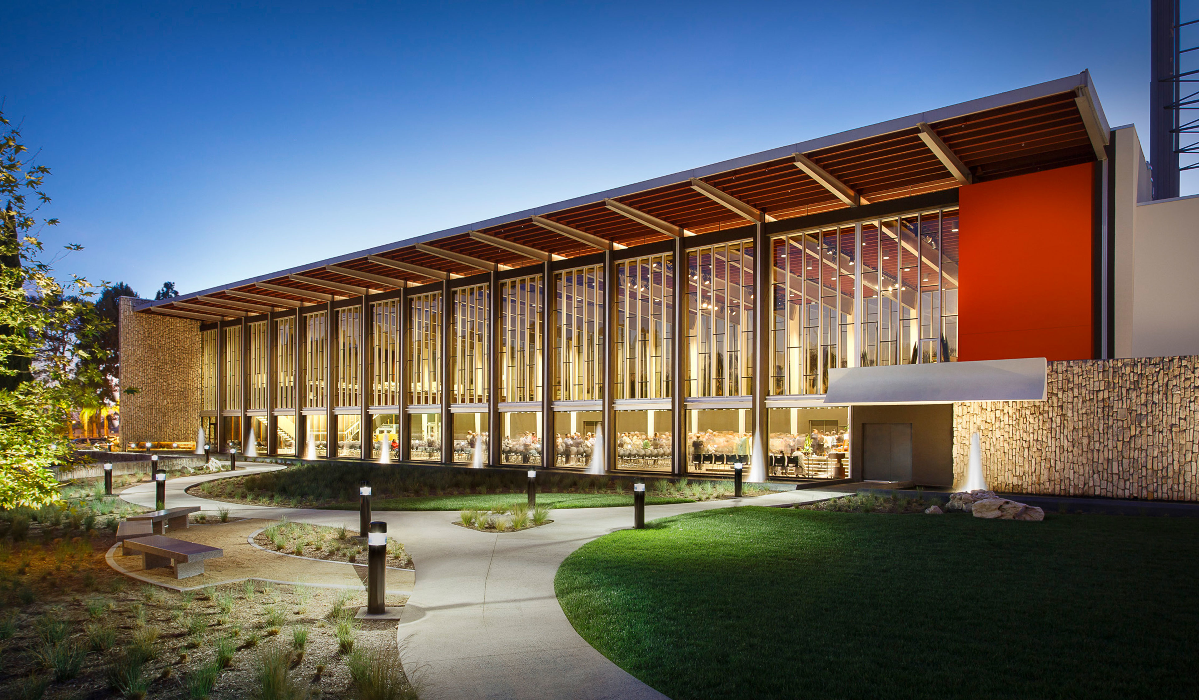 Christ Cathedral Arboretum2