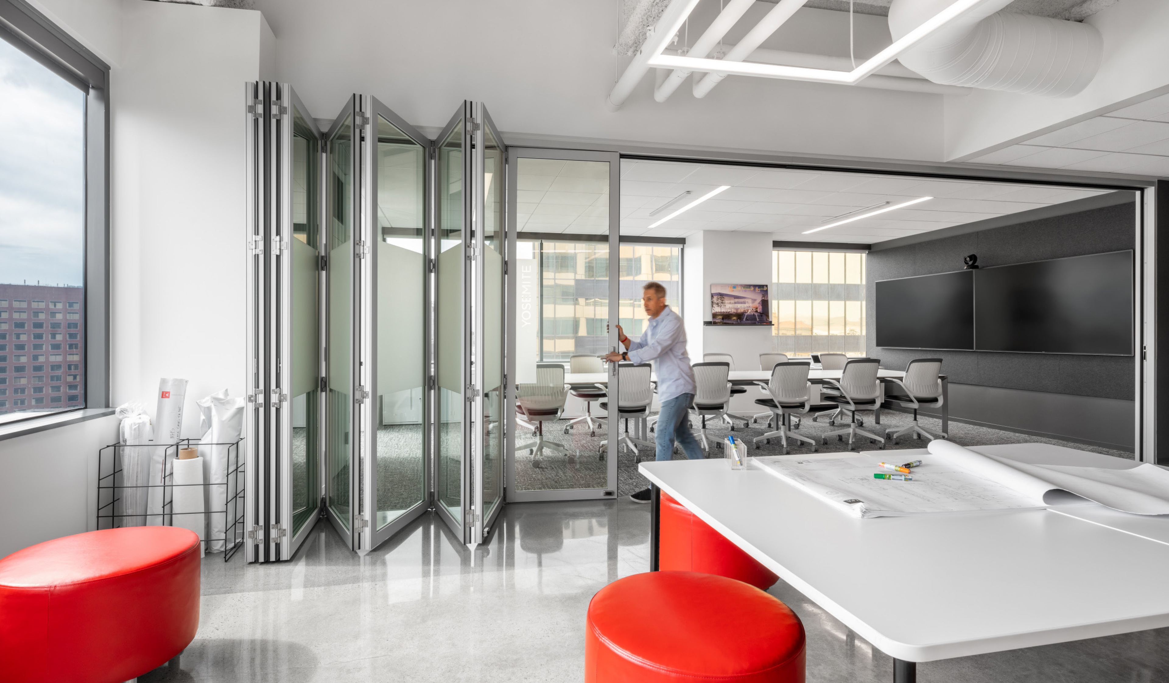 OnOffice: Living Research on Workplace Design