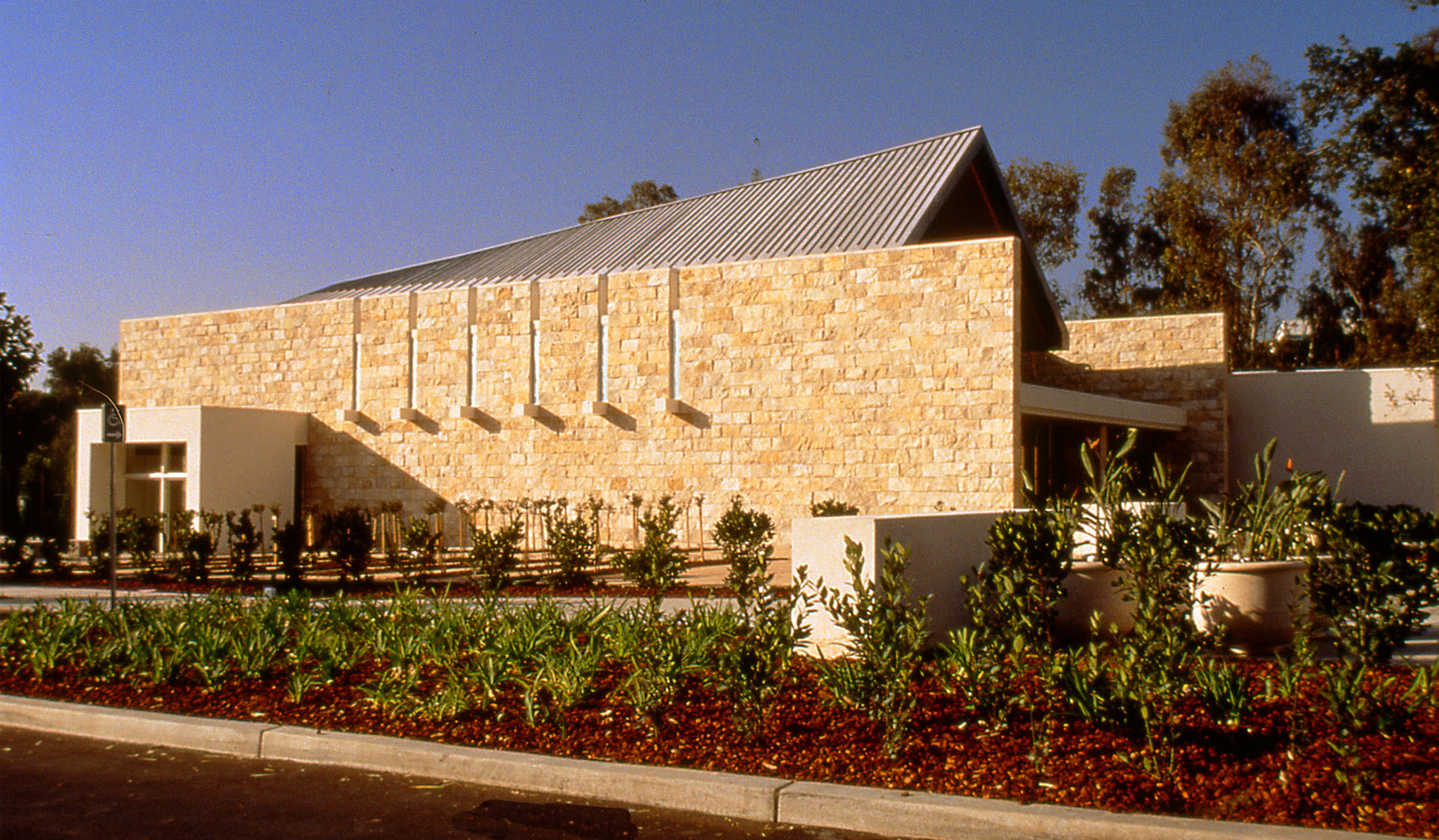 Lake Hills Chapel 3