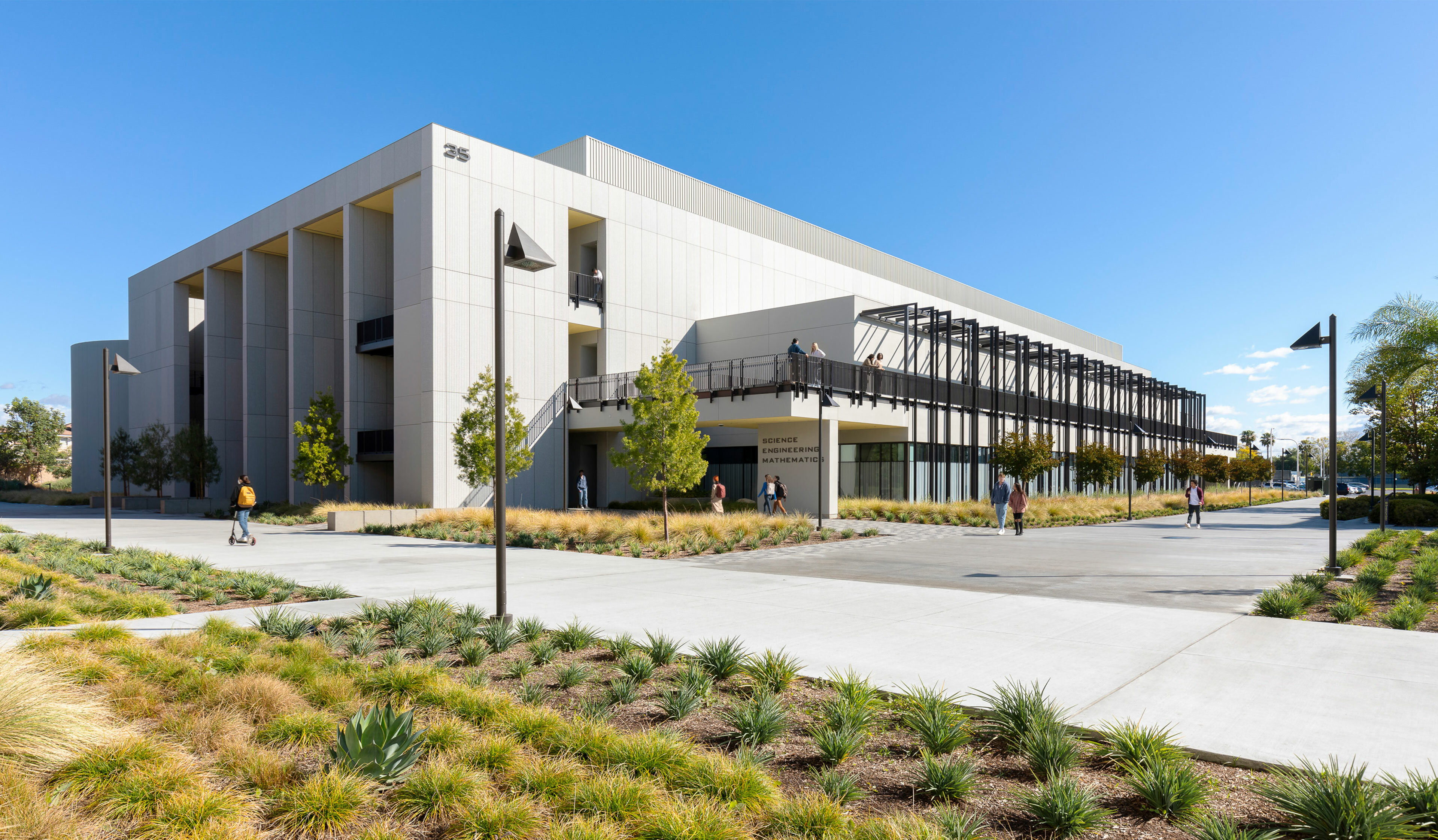 Cypress College Science, Engineering and Math Building LPA