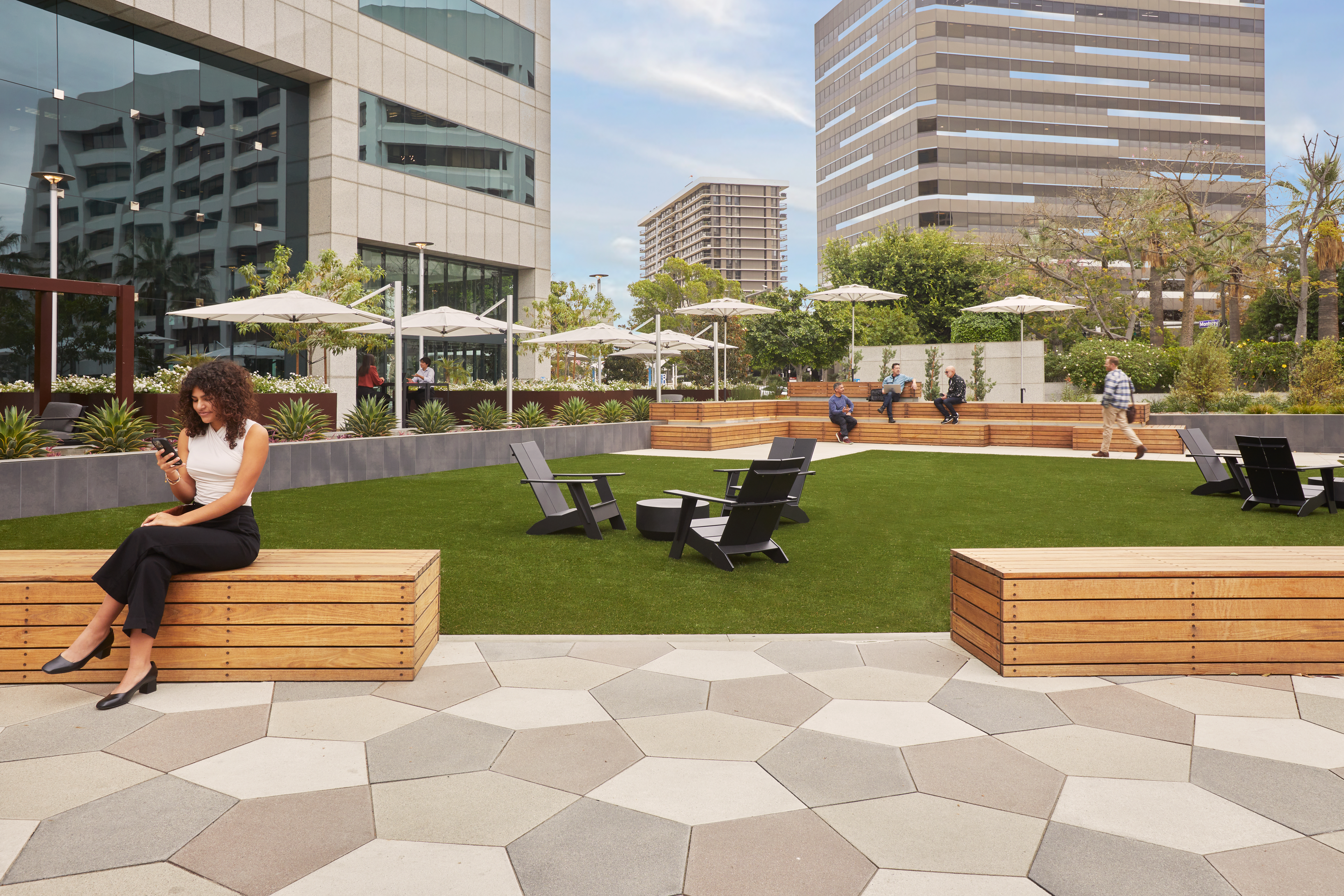 23 11 15 801 North Brand JEPHOTO 14767 w2