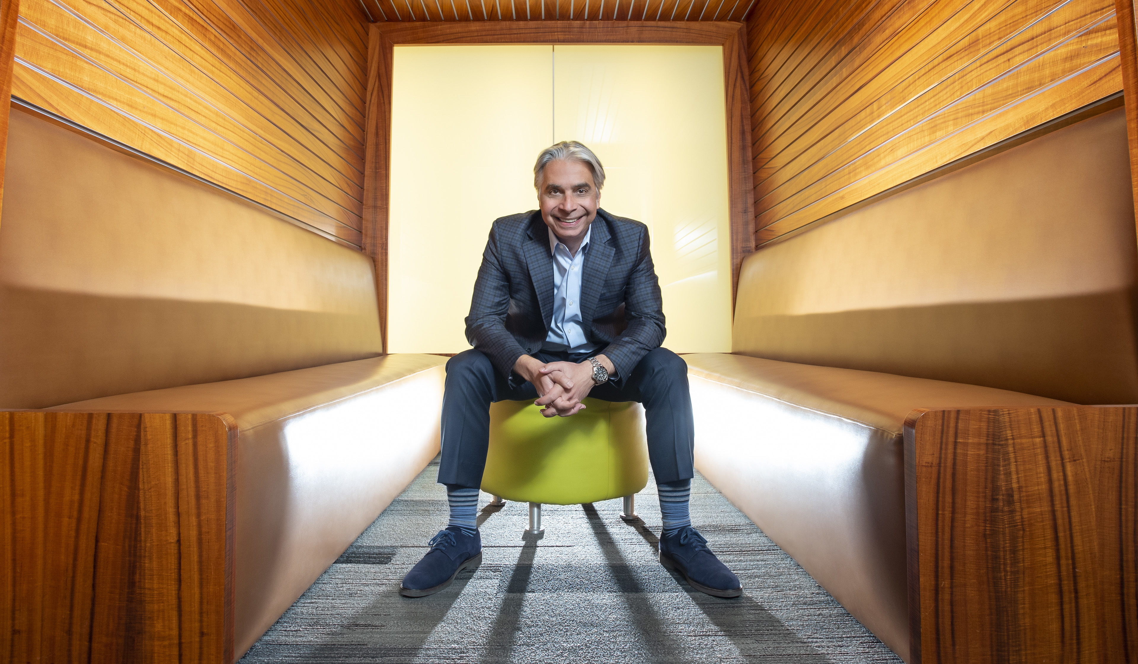 F Hormoz Ziaebrahimi Pp